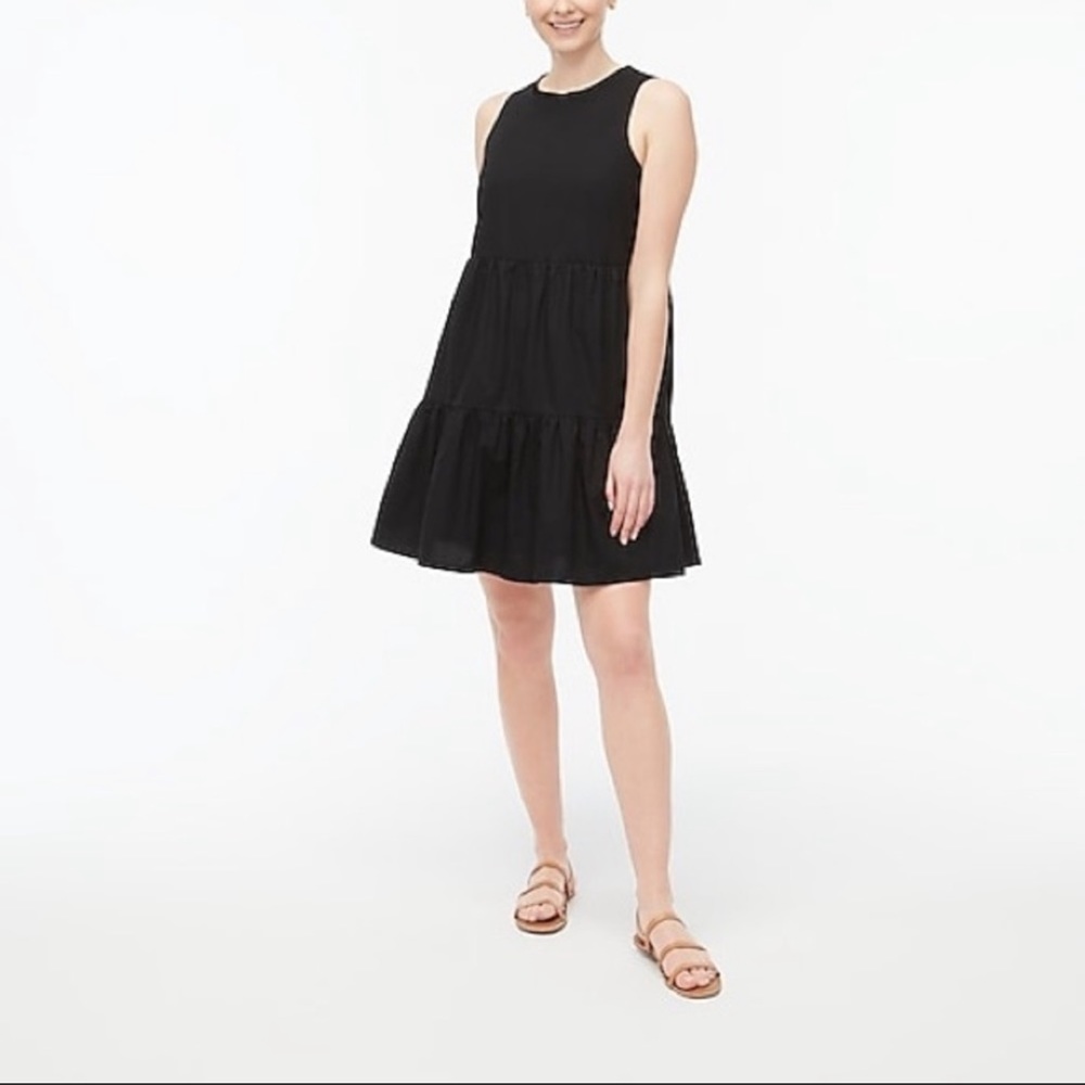 Tiered dress black